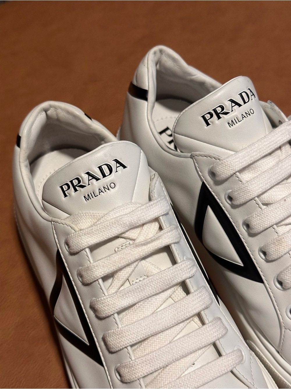 Prada Milano Triangle Logo White Black Leather Platform Sneakers EU 39.5 US 9.5 - Picture 4 of 8